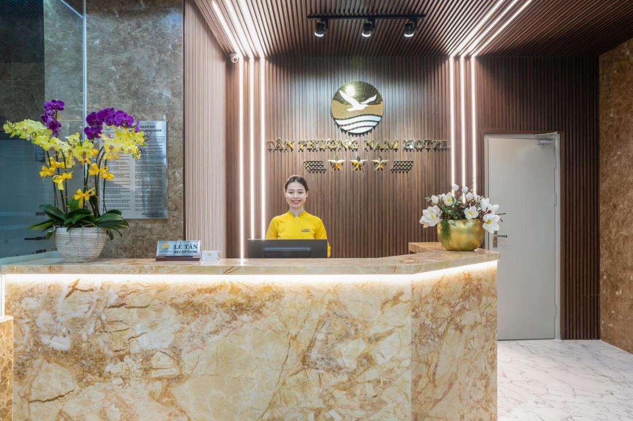 Tan Phuong Nam Hotel & Apartment Da Nang Buitenkant foto